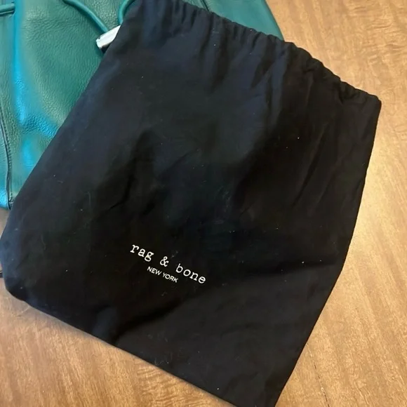 rag & bone LARGE Aston Bucket Bag - Picture 13 of 16